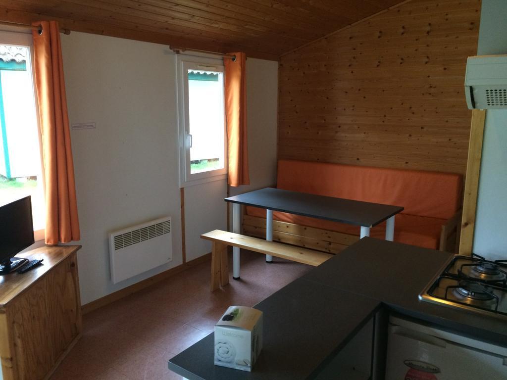 Camping Les Lupins Seppois-le-Bas Bagian luar foto